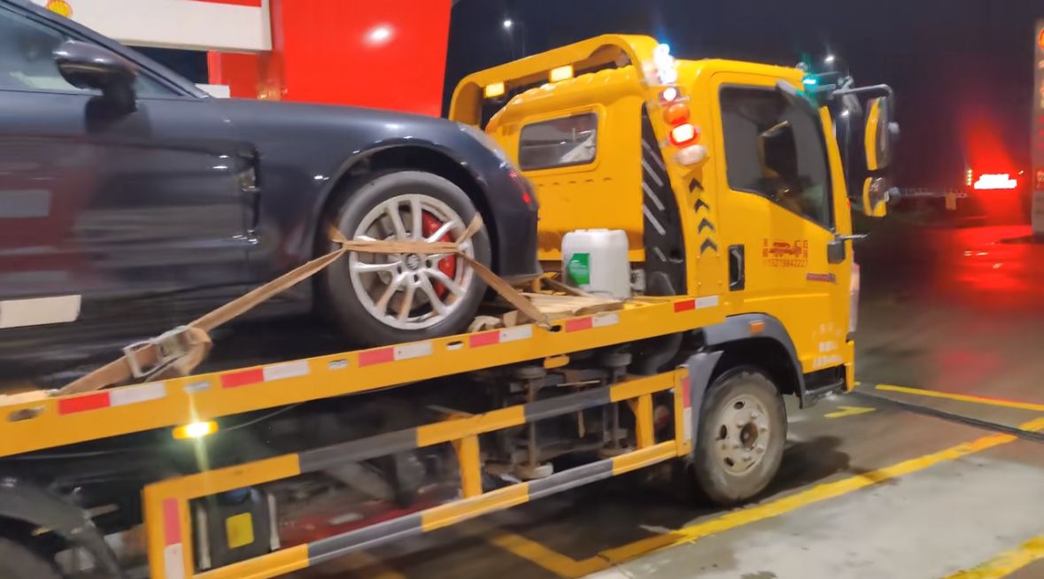 苏州行车途中遇到突发状况该如何呼叫道路救援？
